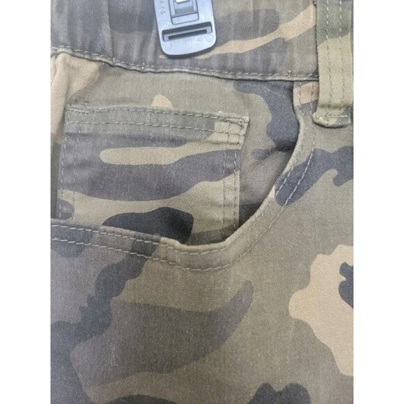 Men's Victorious Camo Cargo Jogger Pants - Size XL - Picture 3 of 7
